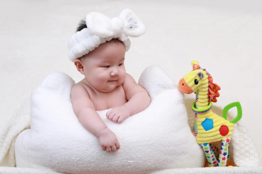 连云港宝宝多久可以竖着抱 连云港宝宝多久可以竖着抱