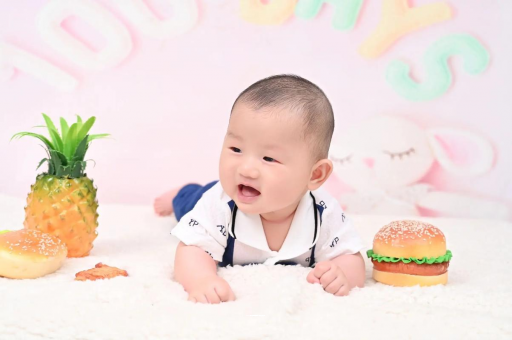 连云港宝宝在妈妈肚子里